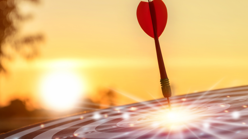 Leveraging Metrics for B2B Customer-Led Growth Success